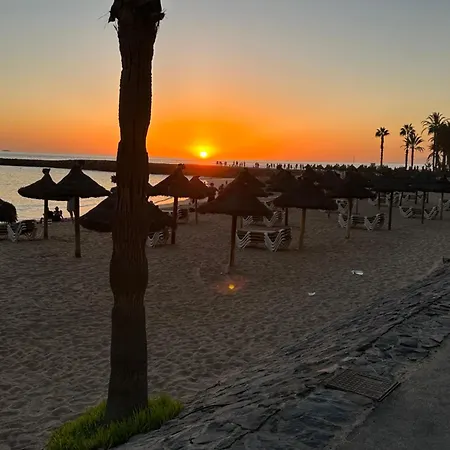 Tenerife Sud Апартаменты *